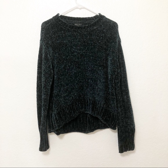 Romeo & Juliet Couture Sweaters - Romeo + Juliet Sweater